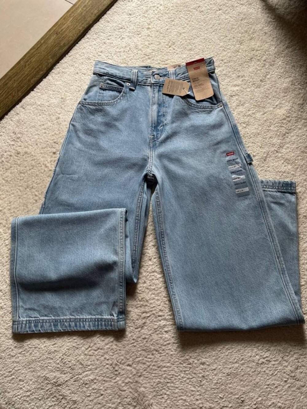 NWT Levi's Cinch Baggy Cargo High Rise Women's Jeans Size 24/31